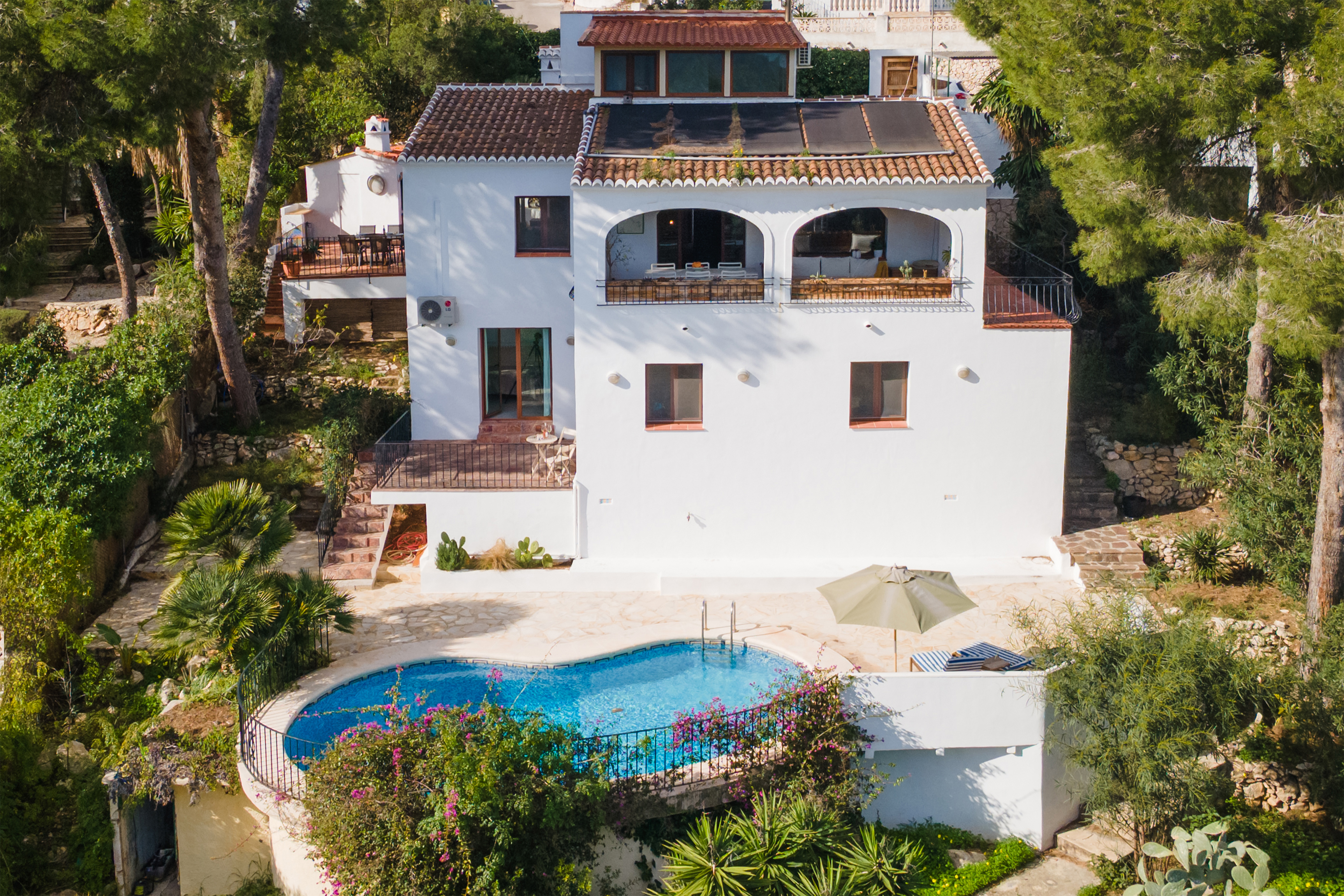 33-1110322, Villa Vista Verde